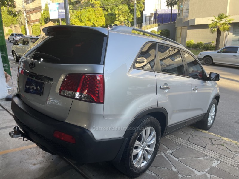SORENTO 2.4 EX 4X2 16V GASOLINA 4P AUTOMÁTICO - 2013 - BENTO GONçALVES