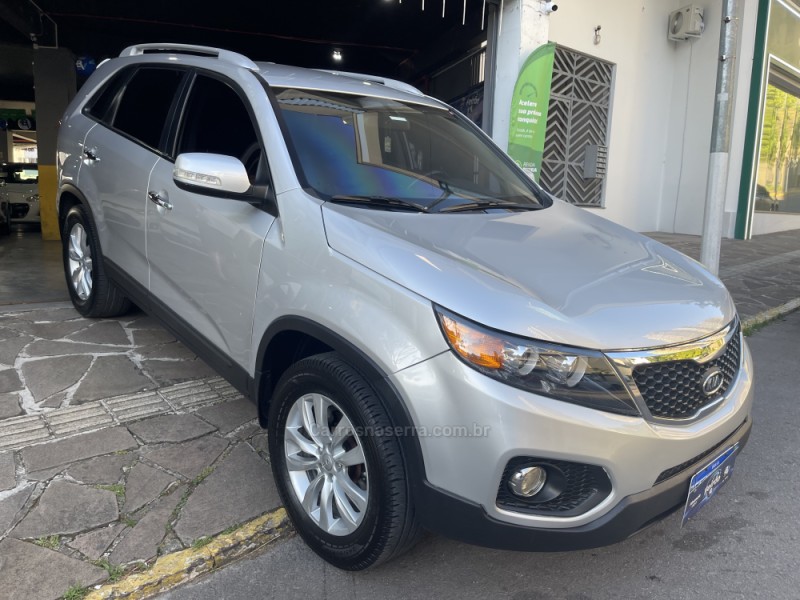 SORENTO 2.4 EX 4X2 16V GASOLINA 4P AUTOMÁTICO - 2013 - BENTO GONçALVES