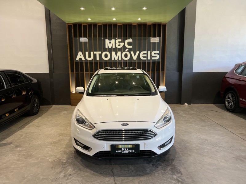 FOCUS 2.0 TITANIUM PLUS 16V FLEX 4P AUTOMÁTICO - 2016 - CAXIAS DO SUL