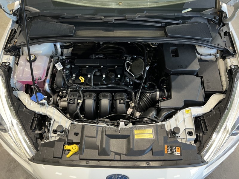 FOCUS 2.0 TITANIUM PLUS 16V FLEX 4P AUTOMÁTICO - 2016 - CAXIAS DO SUL