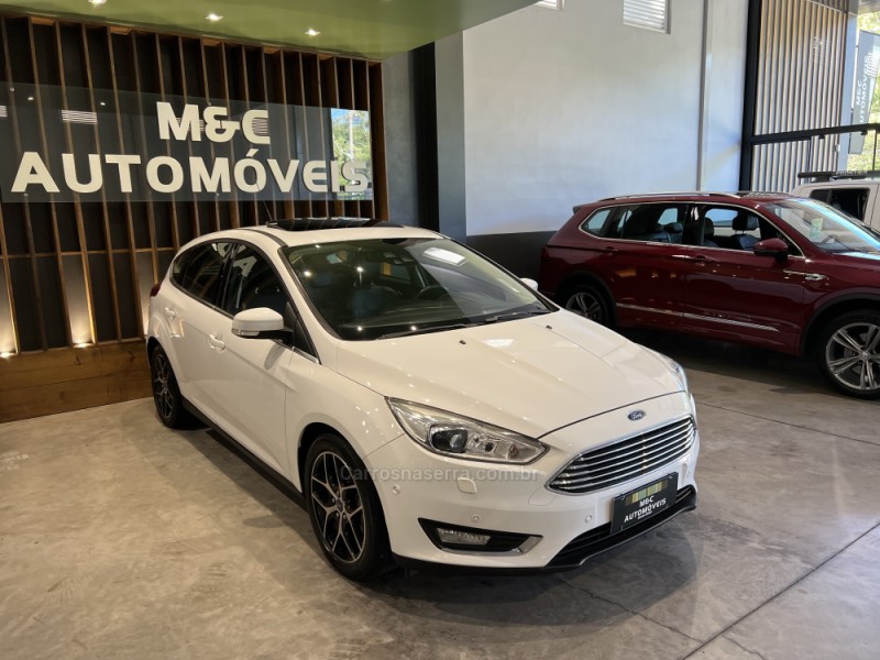 FOCUS 2.0 TITANIUM PLUS 16V FLEX 4P AUTOMÁTICO - 2016 - CAXIAS DO SUL