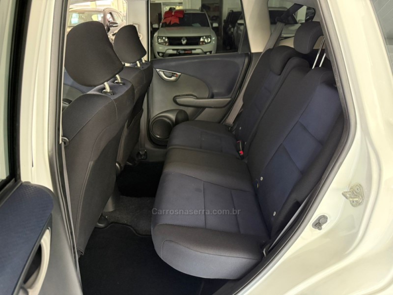 FIT 1.4 LX 8V GASOLINA 4P AUTOMÁTICO - 2013 - NOVO HAMBURGO