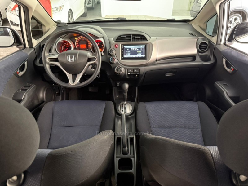 FIT 1.4 LX 8V GASOLINA 4P AUTOMÁTICO - 2013 - NOVO HAMBURGO