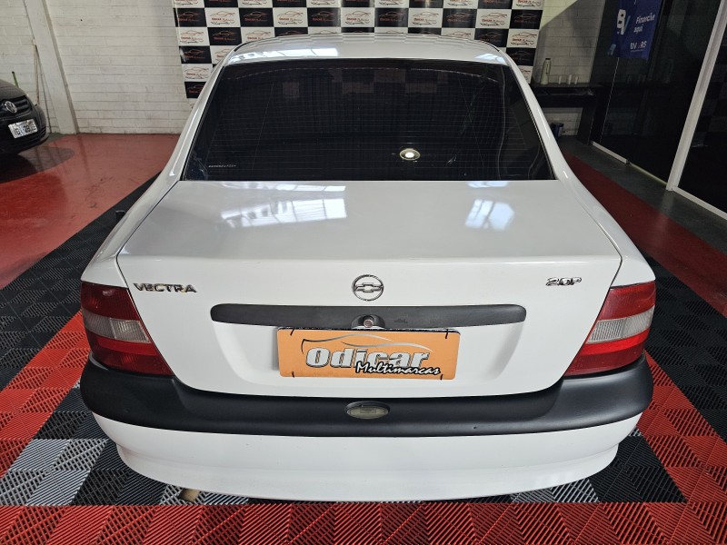 VECTRA 2.0 MPFI GLS 8V GASOLINA 4P MANUAL - 1998 - CAXIAS DO SUL