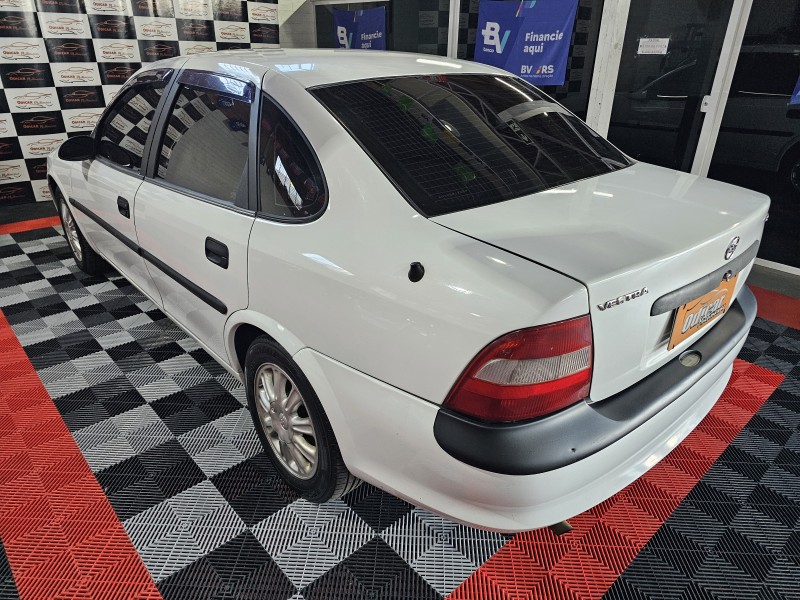 VECTRA 2.0 MPFI GLS 8V GASOLINA 4P MANUAL - 1998 - CAXIAS DO SUL