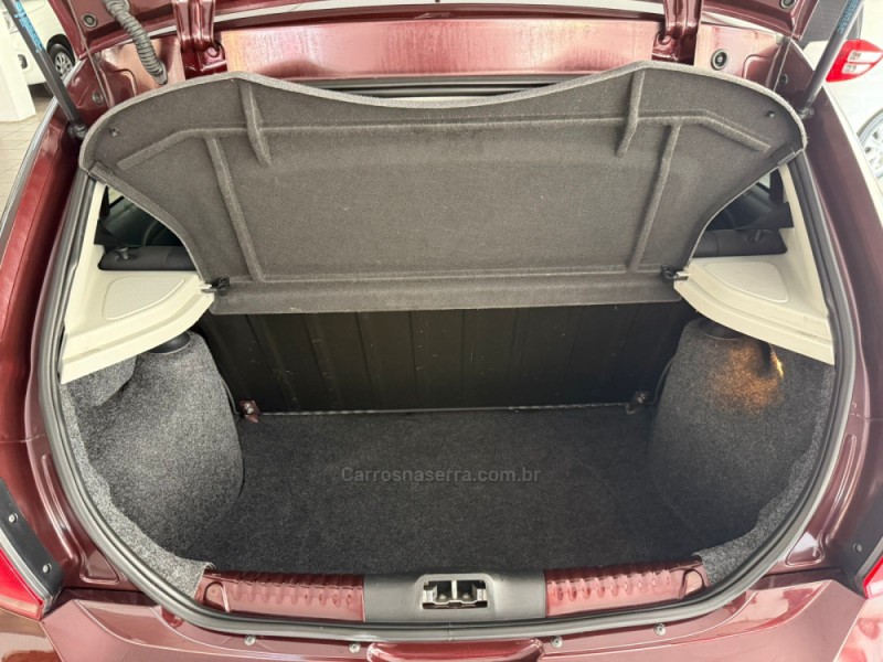 GOL 1.6 MI COMFORTLINE 8V FLEX 4P MANUAL - 2015 - NOVO HAMBURGO