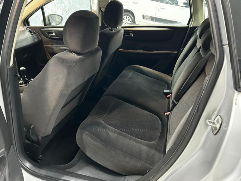 C4 2.0 GLX PALLAS 16V FLEX 4P MANUAL - 2011 - CAXIAS DO SUL