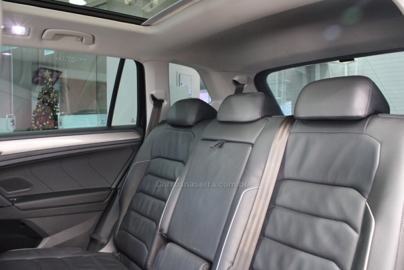 TIGUAN 1.4 ALLSPACE COMFORT 250 TSI FLEX 4P - 2018 - CAXIAS DO SUL