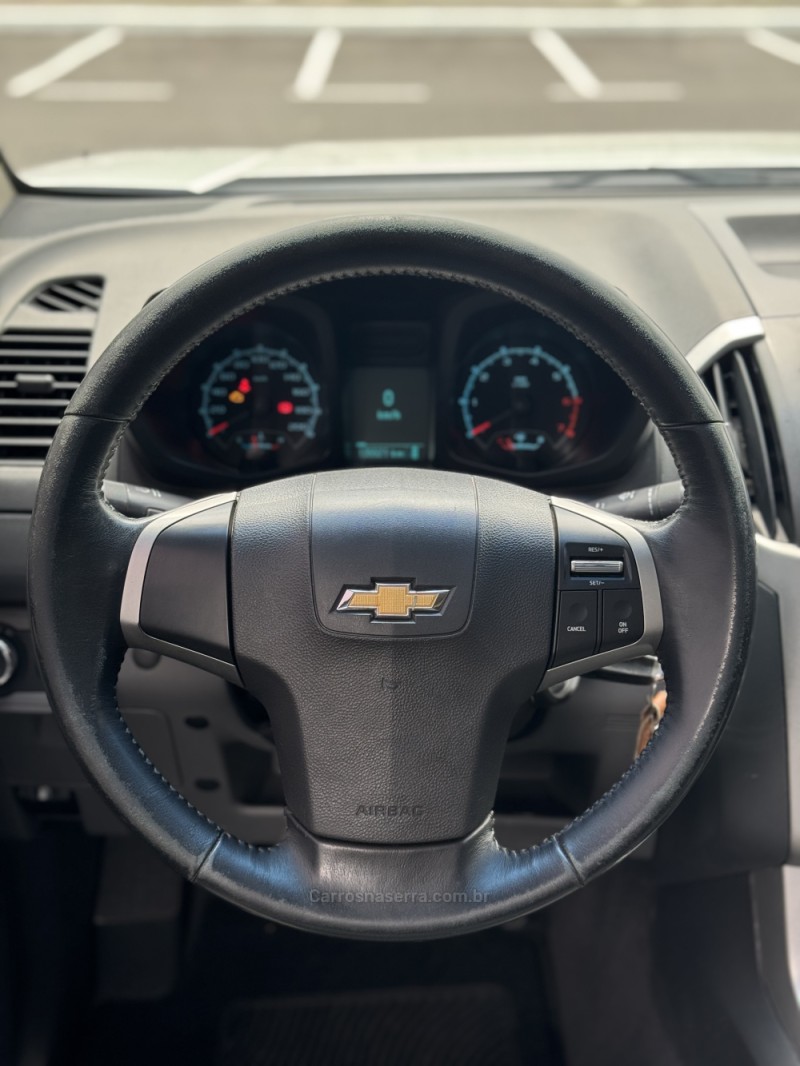 S10 2.4 LT 4X2 CD 8V FLEX 4P MANUAL - 2014 - CAXIAS DO SUL