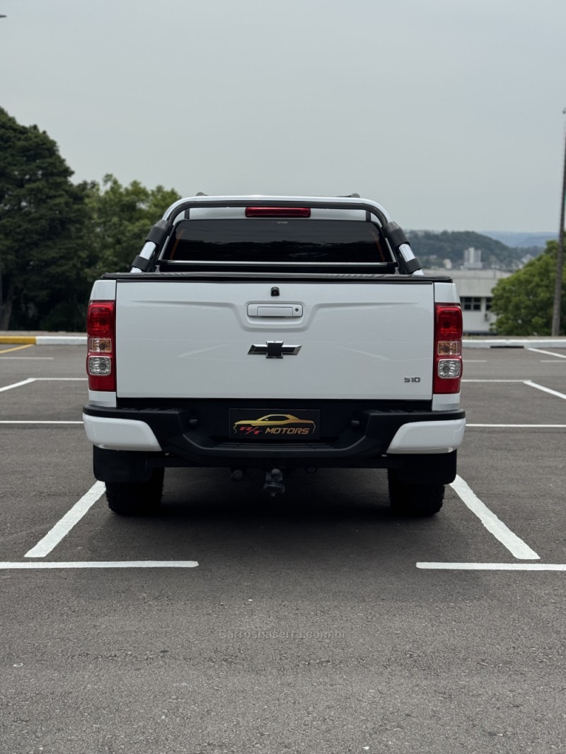 S10 2.4 LT 4X2 CD 8V FLEX 4P MANUAL - 2014 - CAXIAS DO SUL