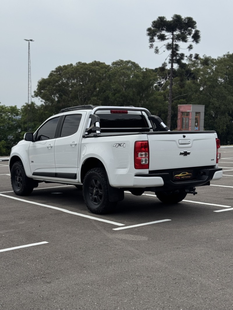 S10 2.4 LT 4X2 CD 8V FLEX 4P MANUAL - 2014 - CAXIAS DO SUL