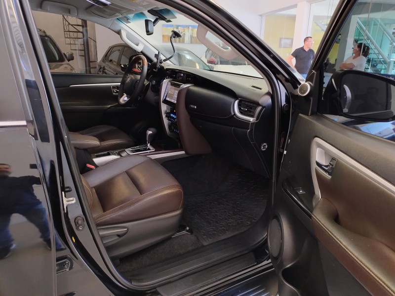 HILUX SW4 2.8 SRX 4X4 16V TURBO INTERCOOLER DIESEL 4P AUTOMÁTICO - 2016 - BENTO GONçALVES