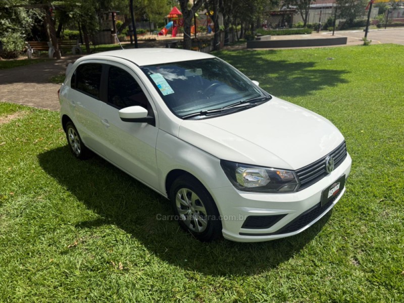 GOL 1.0 12V MPI TOTALFLEX 4P MANUAL - 2022 - BROCHIER