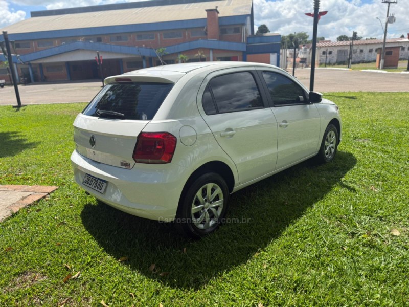 GOL 1.0 12V MPI TOTALFLEX 4P MANUAL - 2022 - BROCHIER