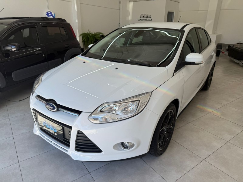 FOCUS 2.0 TITANIUM SEDAN 16V FLEX 4P AUTOMÁTICO - 2015 - BENTO GONçALVES