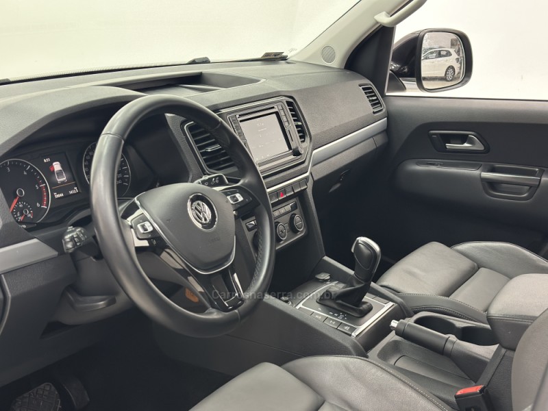 AMAROK 3.0 V6 TDI HIGHLINE CD DIESEL 4MOTION AUTOMÁTICO - 2023 - SANTA CRUZ DO SUL