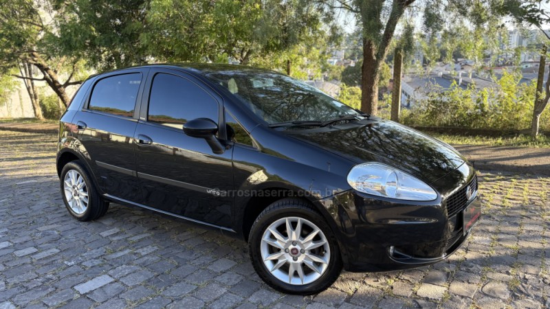 PUNTO 1.4 ELX 8V FLEX 4P MANUAL - 2010 - CAXIAS DO SUL