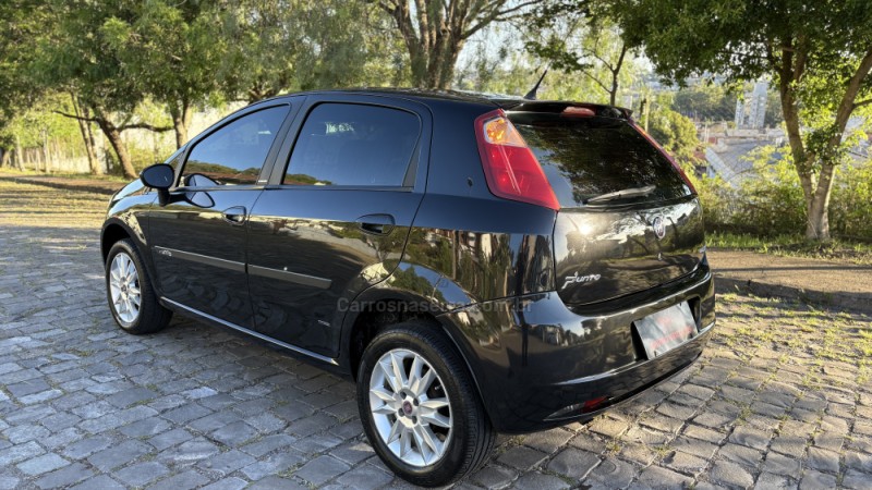 PUNTO 1.4 ELX 8V FLEX 4P MANUAL - 2010 - CAXIAS DO SUL