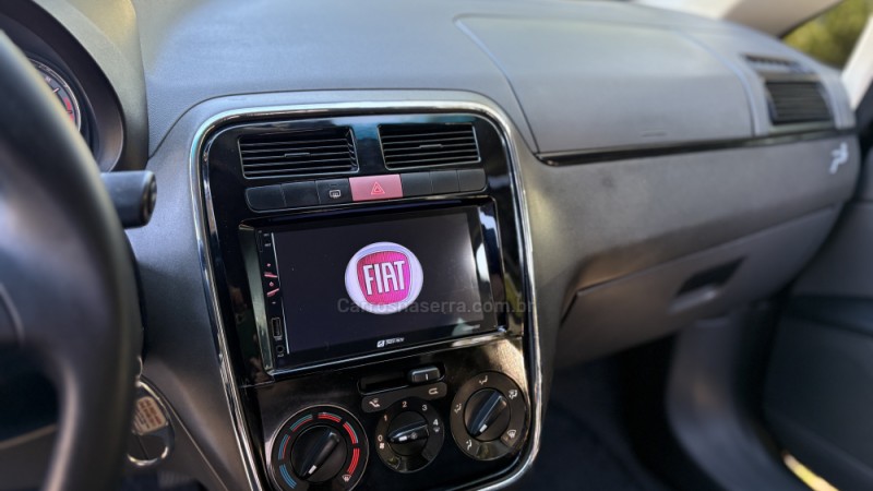 PUNTO 1.4 ELX 8V FLEX 4P MANUAL - 2010 - CAXIAS DO SUL