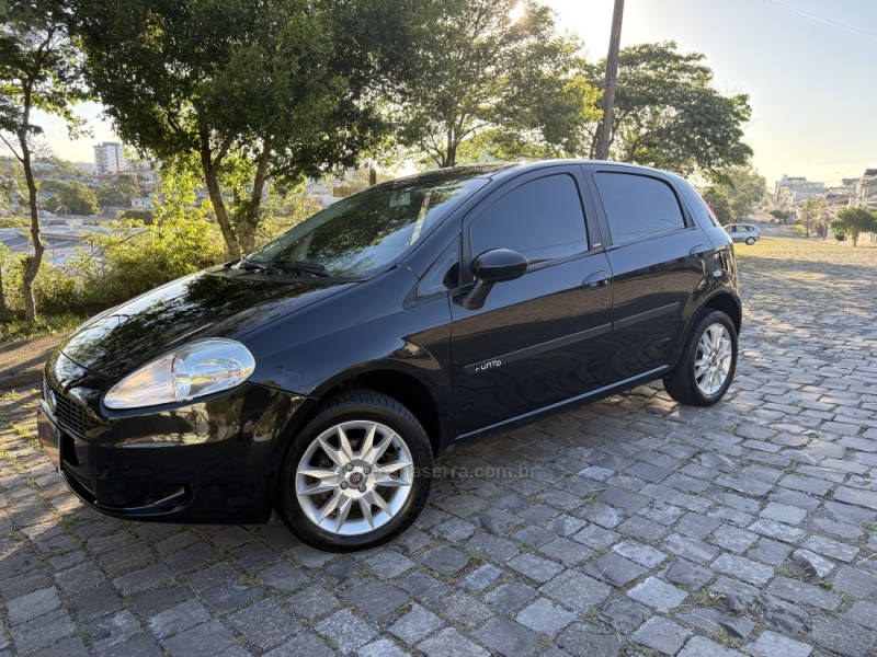 PUNTO 1.4 ELX 8V FLEX 4P MANUAL - 2010 - CAXIAS DO SUL
