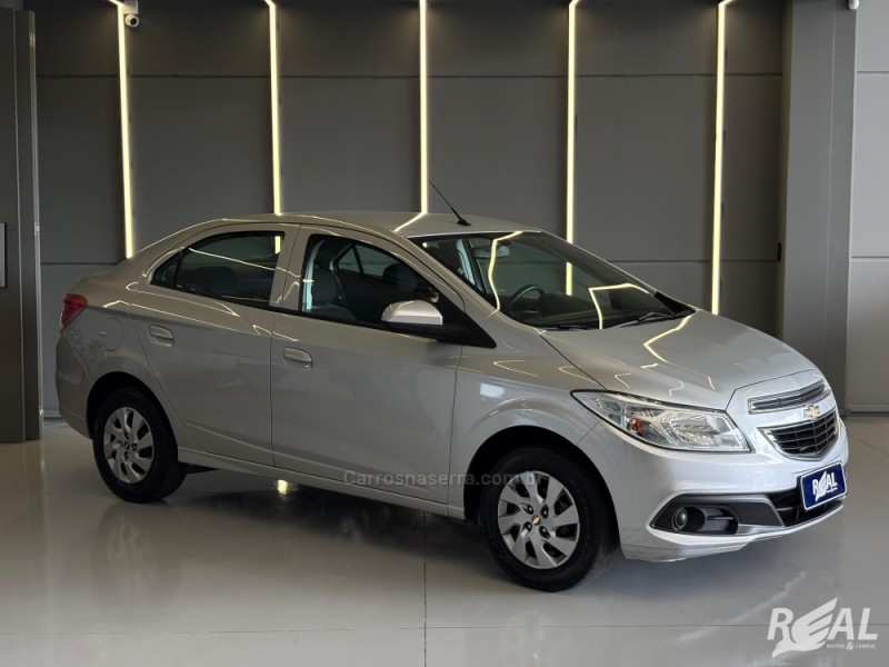 PRISMA 1.0 MPFI LT 8V FLEX 4P MANUAL - 2016 - SAPIRANGA