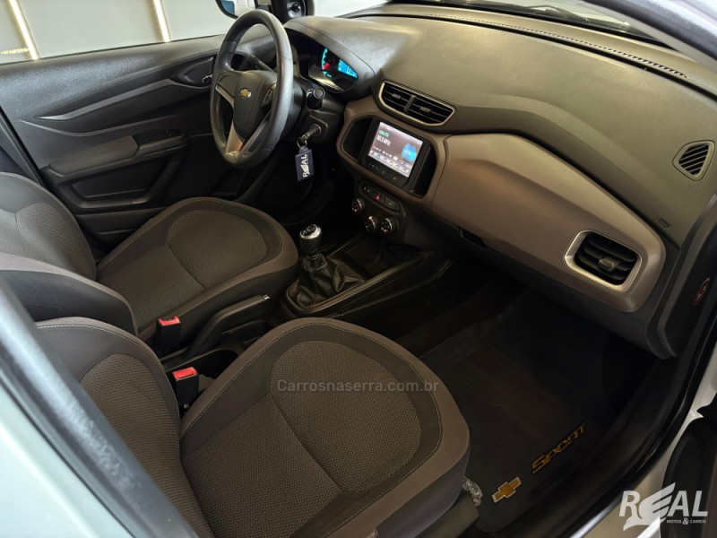 PRISMA 1.0 MPFI LT 8V FLEX 4P MANUAL - 2016 - SAPIRANGA