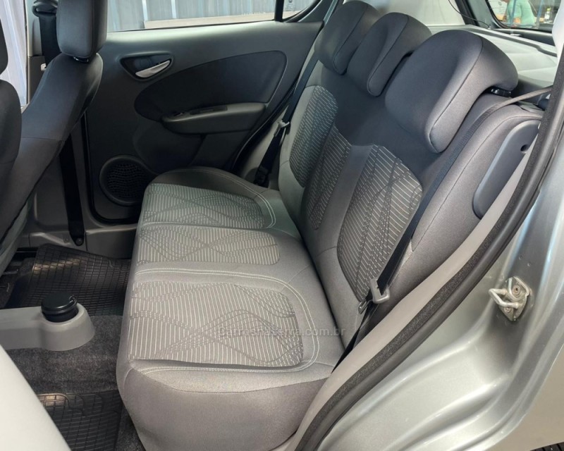 PALIO 1.4 MPI ATTRACTIVE 8V FLEX 4P MANUAL - 2012 - VACARIA