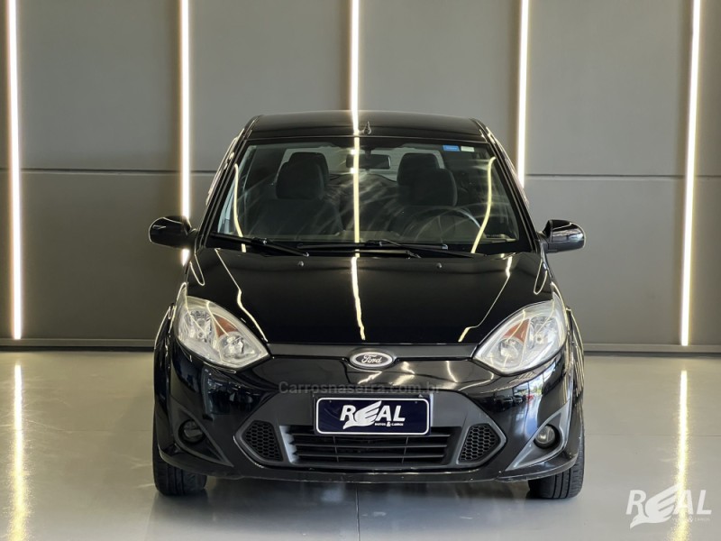 FIESTA 1.6 ROCAM SE 8V FLEX 4P MANUAL - 2011 - SAPIRANGA