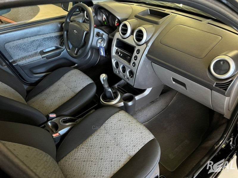 FIESTA 1.6 ROCAM SE 8V FLEX 4P MANUAL - 2011 - SAPIRANGA