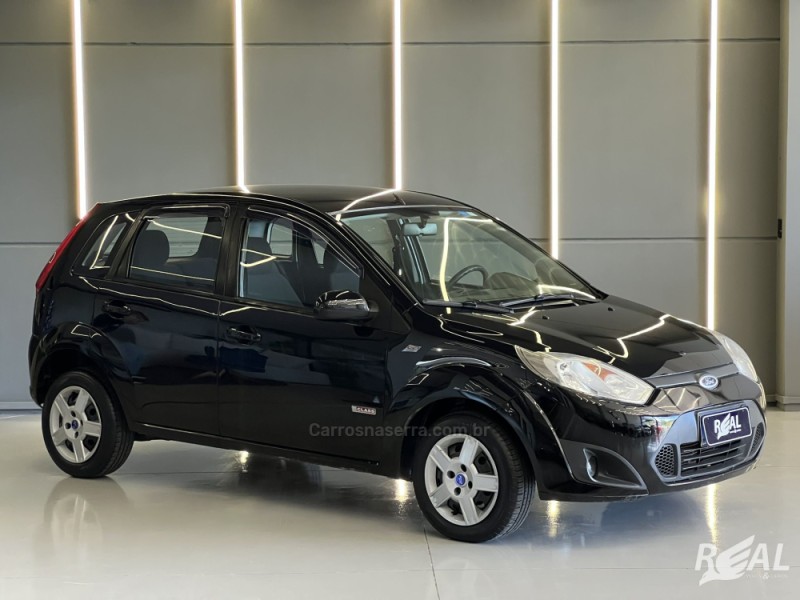 FIESTA 1.6 ROCAM SE 8V FLEX 4P MANUAL - 2011 - SAPIRANGA