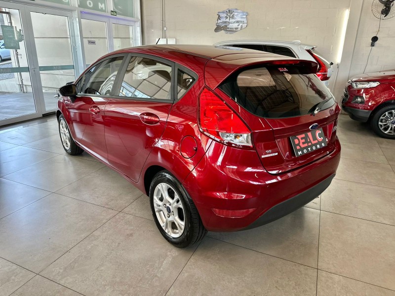 FIESTA 1.6 SE HATCH 16V FLEX 4P AUTOMÁTICO - 2015 - CAXIAS DO SUL