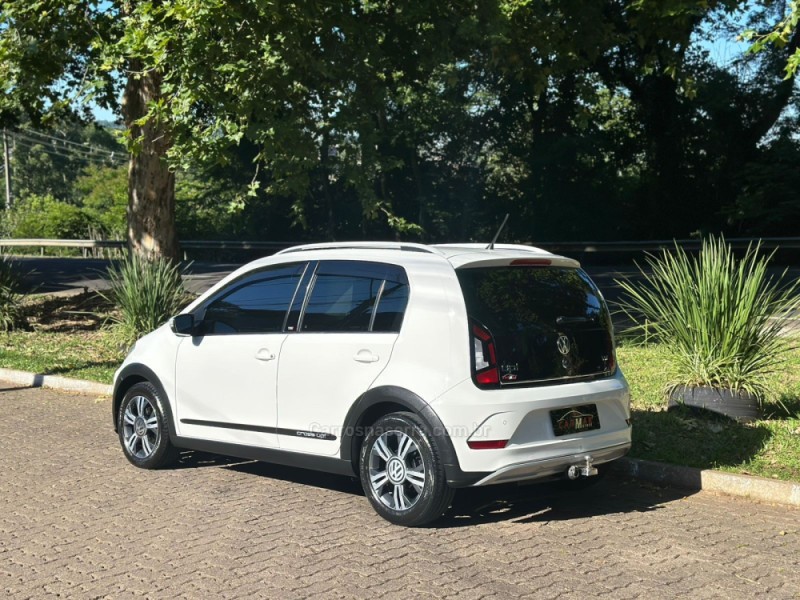 UP 1.0 TSI CROSS 12V FLEX 4P MANUAL - 2018 - DOIS IRMãOS