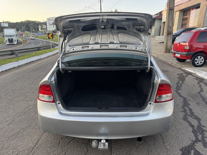 CIVIC 1.8 LXS 16V FLEX 4P AUTOMÁTICO - 2009 - DOIS IRMãOS