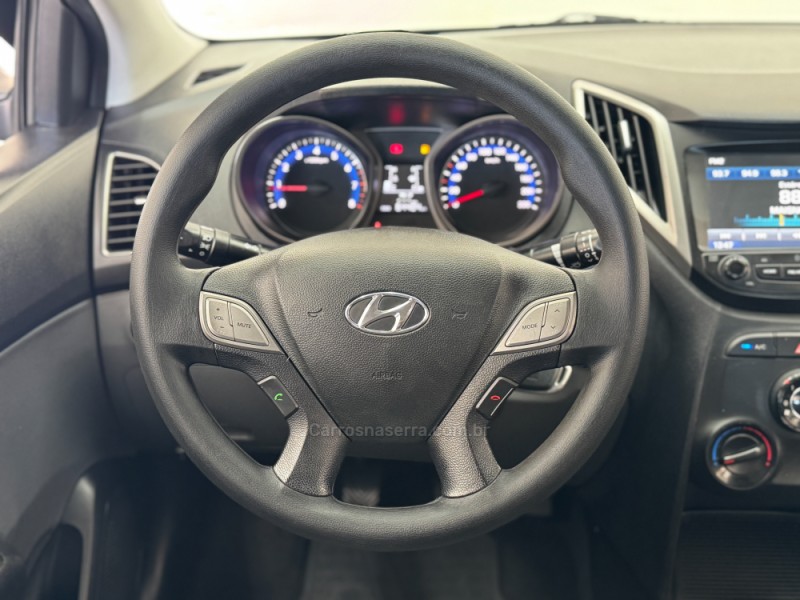 HB20S 1.6 COMFORT PLUS 16V FLEX 4P MANUAL - 2018 - CARLOS BARBOSA