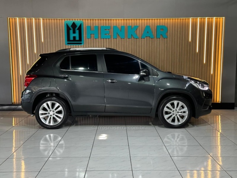 TRACKER 1.4 16V TURBO FLEX PREMIER AUTOMÁTICO - 2018 - CAMPO BOM