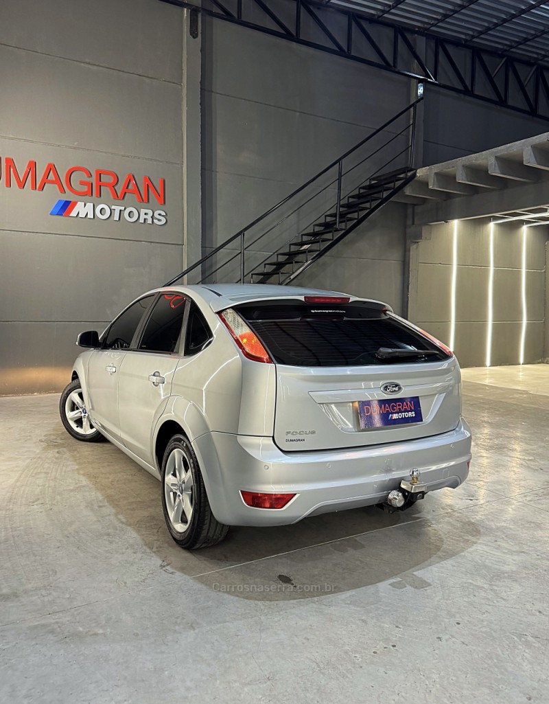 FOCUS 1.6 GLX 16V FLEX 4P MANUAL - 2012 - PASSO FUNDO
