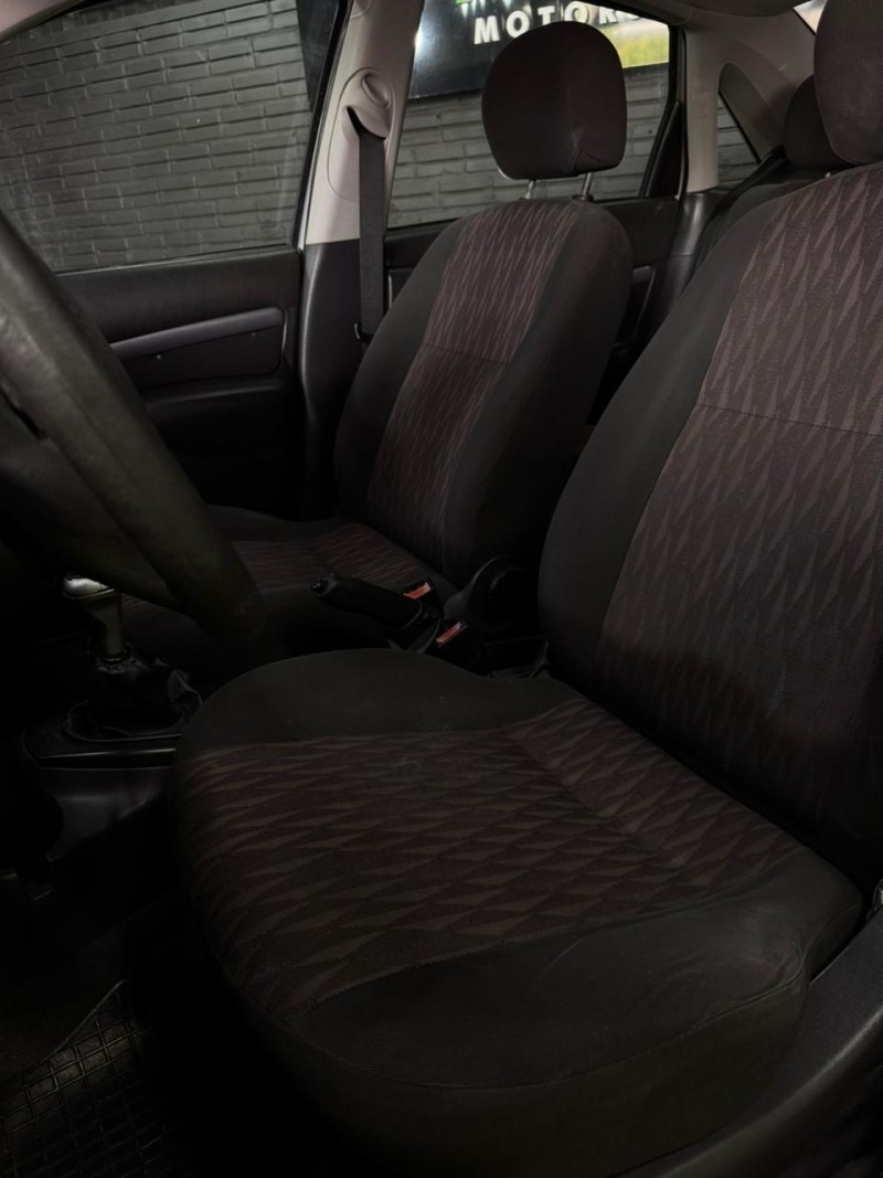 FOCUS  - 2005 - FELIZ