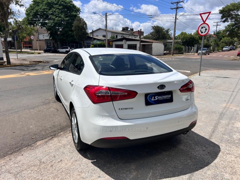CERATO 1.6 SX3 16V FLEX 4P AUTOMÁTICO - 2014 - VENâNCIO AIRES