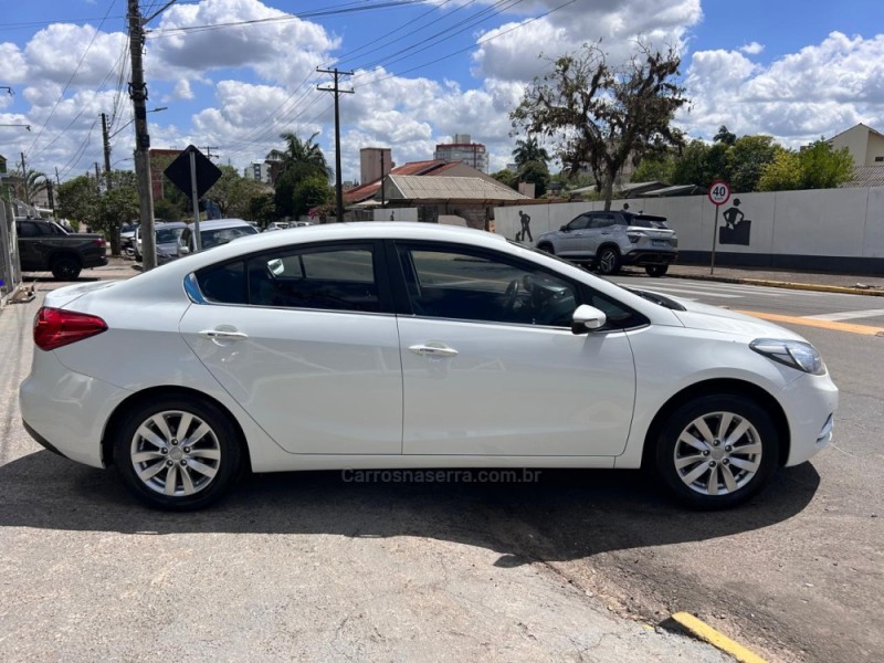 CERATO 1.6 SX3 16V FLEX 4P AUTOMÁTICO - 2014 - VENâNCIO AIRES