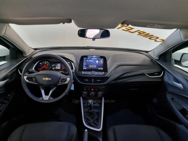 ONIX 1.0 SEDAN PLUS LT 12V FLEX 4P MANUAL - 2023 - VACARIA