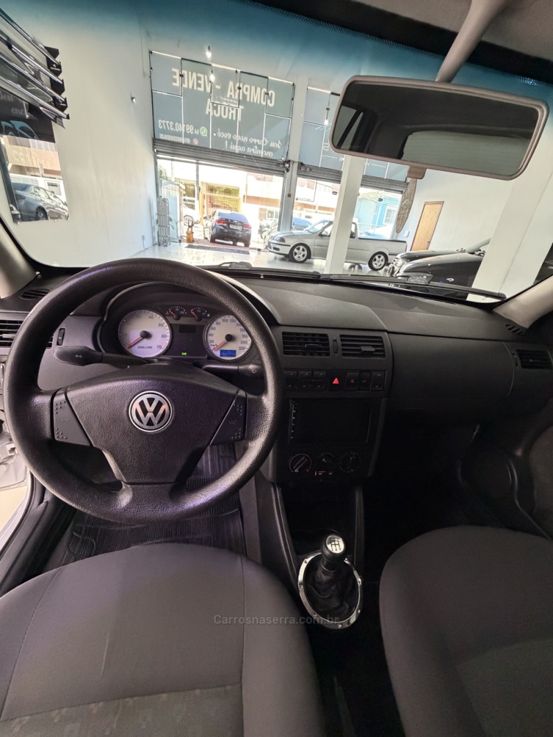 GOL 1.6 MI 8V GASOLINA 4P MANUAL - 2003 - CAXIAS DO SUL