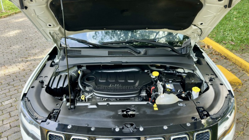 COMPASS 2.0 16V FLEX LONGITUDE AUTOMÁTICO - 2018 - CAXIAS DO SUL