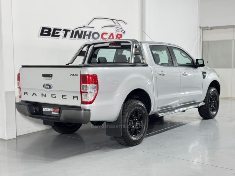 RANGER 2.5 XLS 4X2 CD 16V FLEX 4P MANUAL - 2015 - ESTâNCIA VELHA