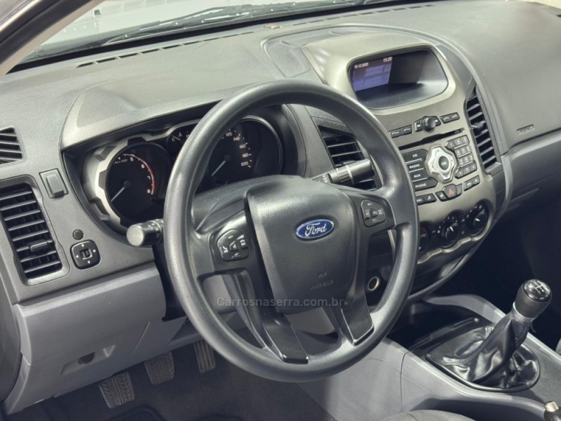 RANGER 2.5 XLS 4X2 CD 16V FLEX 4P MANUAL - 2015 - ESTâNCIA VELHA