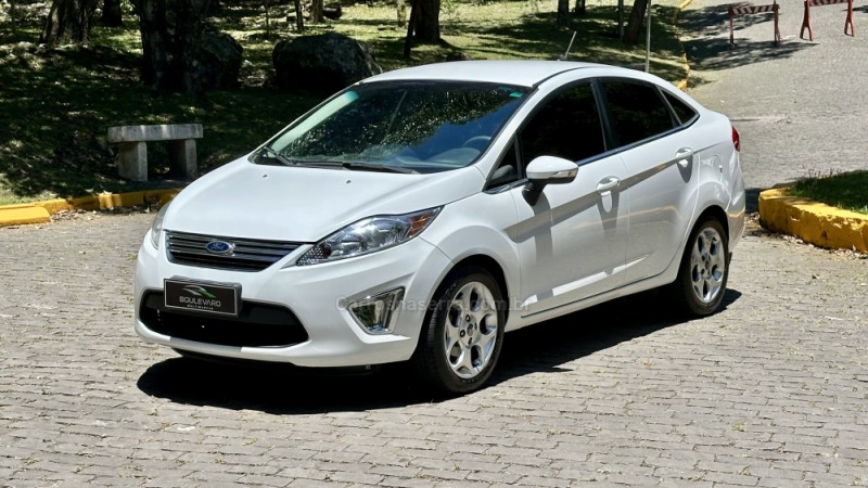 FIESTA 1.6 SE SEDAN 16V FLEX 4P MANUAL - 2013 - CAXIAS DO SUL