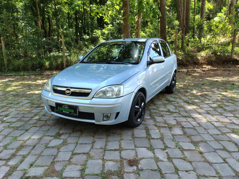 corsa 1.4 mpfi premium 8v flex 4p manual 2009 caxias do sul