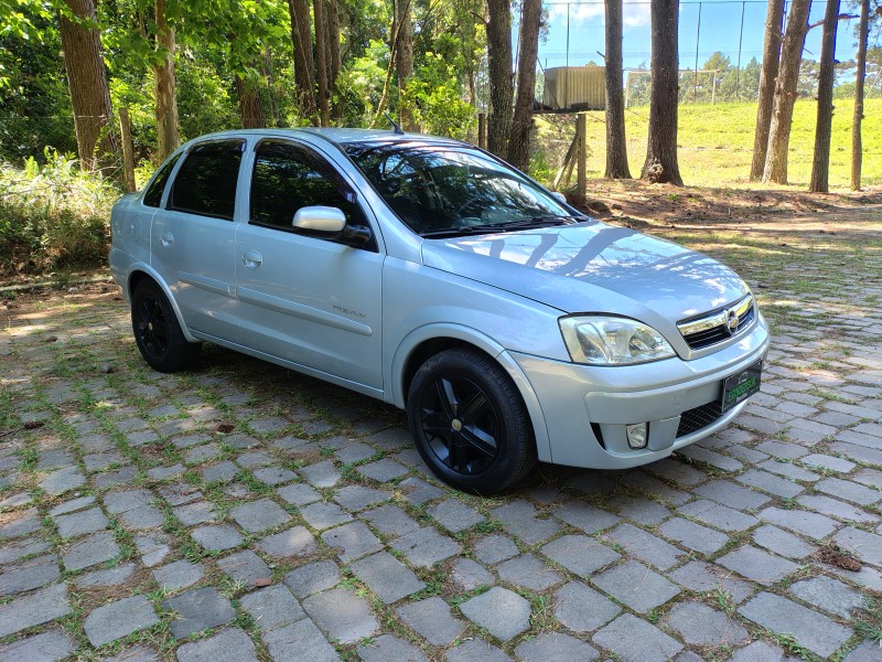 CORSA 1.4 MPFI PREMIUM 8V FLEX 4P MANUAL - 2009 - CAXIAS DO SUL