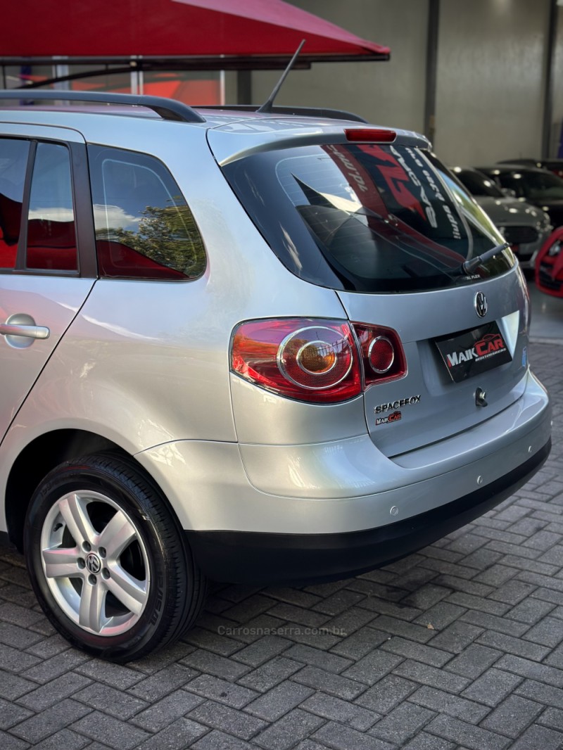 SPACEFOX 1.6 MI ROUTE 8V FLEX 4P MANUAL - 2009 - ESTâNCIA VELHA