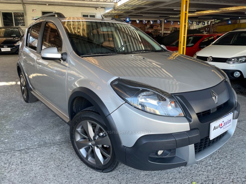 sandero 1.6 stepway 16v flex 4p automatico 2013 caxias do sul
