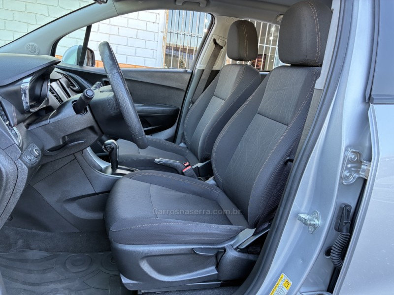 TRACKER 1.4 16V TURBO FLEX LT AUTOMÁTICO - 2018 - VENâNCIO AIRES